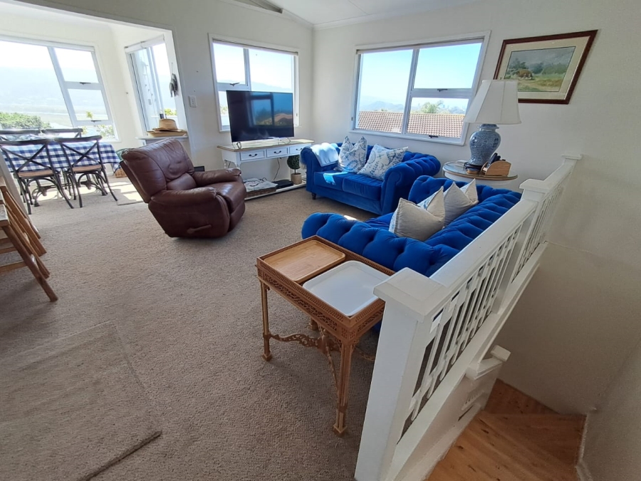 4 Bedroom Property for Sale in Bergsig Western Cape